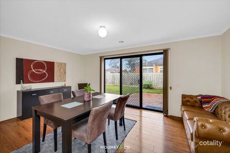 Property photo of 8 Stephellen Way Cranbourne West VIC 3977