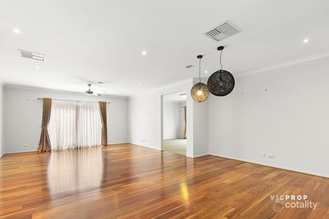 Property photo of 31 McWilliams Crescent Point Cook VIC 3030