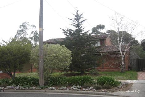 17 Arnside Cres, Westmeadows, VIC 3049