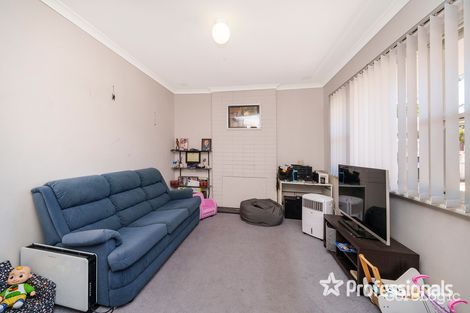 Property photo of 5 Halland Way Westminster WA 6061