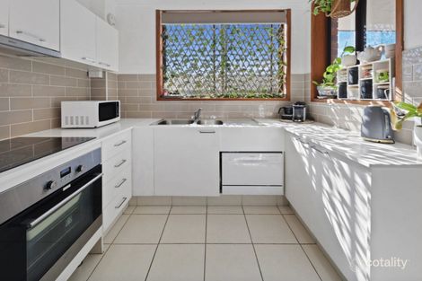 4/18 Garden St, Southport, QLD 4215