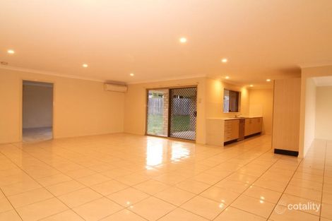 Property photo of 8 Creekside Crescent Flagstone QLD 4280