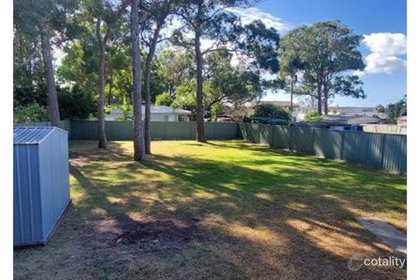 5 Inderan Ave, Lake Haven, NSW 2263