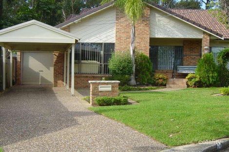 10 Garden Pl, Picnic Point, NSW 2213