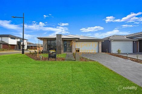 Property photo of 1 Casey Street Oran Park NSW 2570