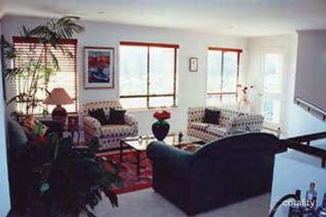 Property photo of 11 Harvey Close Brookfield QLD 4069