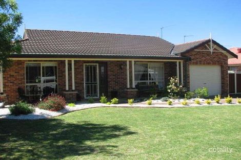 8 Magnolia Dr, Picton, NSW 2571