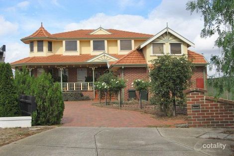 Property photo of 18 Cunningham Court Taylors Lakes VIC 3038