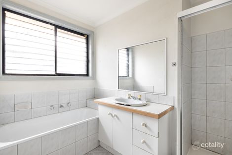 Property photo of 4 Poltava Walk Delahey VIC 3037