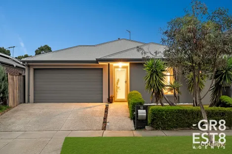 10 Verve Cct, Cranbourne West, VIC 3977