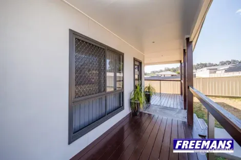 Property photo of 9 Daisy Court Kingaroy QLD 4610