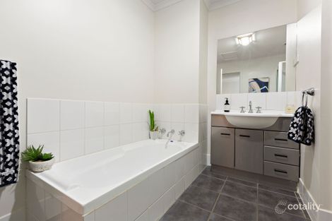 Property photo of 34/1 Eucalyptus Mews Notting Hill VIC 3168