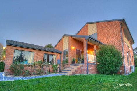 21 Balmain Dr, Berwick, VIC 3806