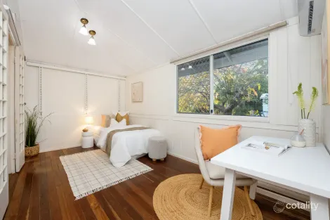 Property photo of 1 Chapman Street Mysterton QLD 4812