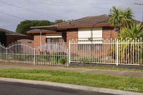 Property photo of 24 Aldergate Crescent Kings Park VIC 3021
