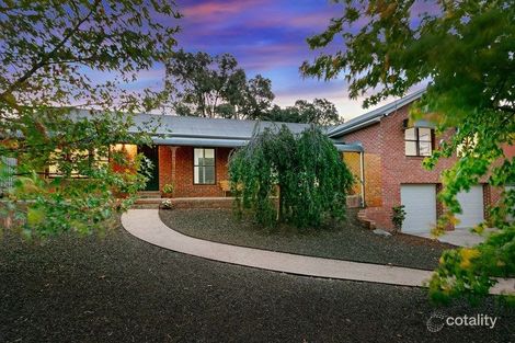 Property photo of 22 Maxwell Crescent Strathdale VIC 3550