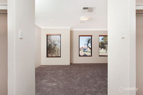 Property photo of 86 Pimento Circle Port Kennedy WA 6172