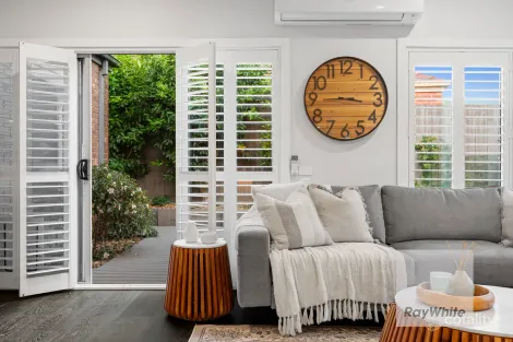 Property photo of 2 Nelson Walk Bundoora VIC 3083