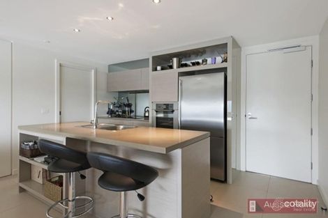Property photo of 153/8 Waterside Place Docklands VIC 3008