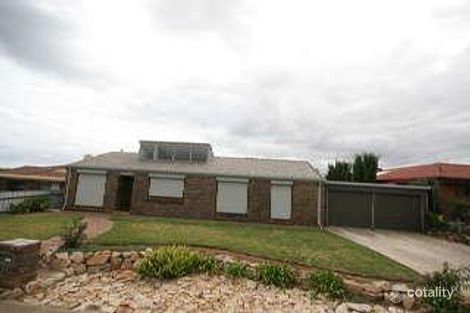 8 Nalimba St, Hallett Cove, SA 5158