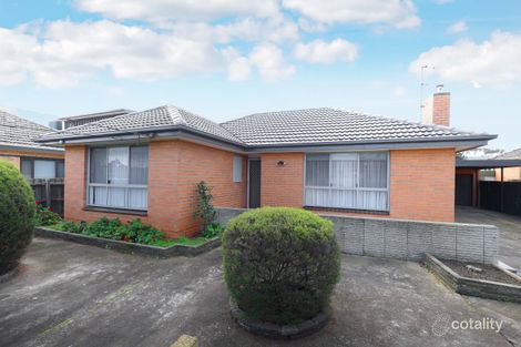 8 Chifley Ave, Altona, VIC 3018