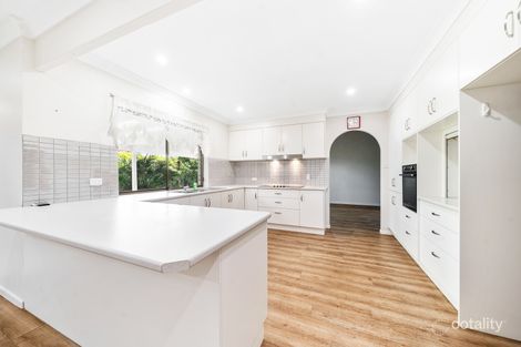 Property photo of 8 Lexlen Court Cleveland QLD 4163