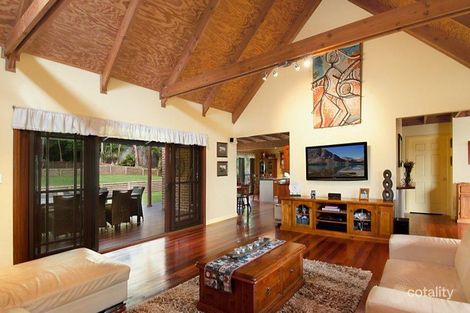 Property photo of 25 Kauri Court Ourimbah NSW 2258