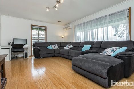 Property photo of 13 Paramount Crescent St Albans Park VIC 3219