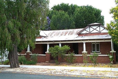 Property photo of 20 Esperance Street East Victoria Park WA 6101