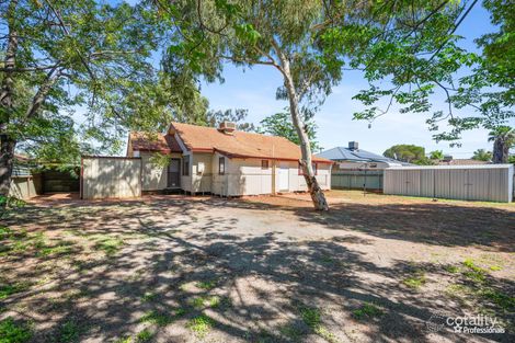 Property photo of 5 Mangini Court Boulder WA 6432
