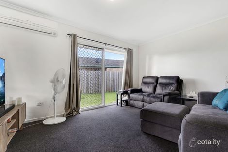 Property photo of 9 Dowling Crescent Eagleby QLD 4207
