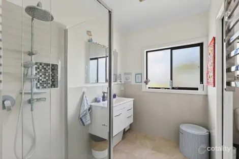 Property photo of 36 Jukes Street Warrnambool VIC 3280