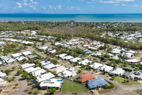 24 Shutehaven Cct, Bushland Beach, QLD 4818