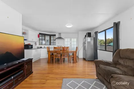 Property photo of 2689 Leyburn Cunningham Road Pratten QLD 4370