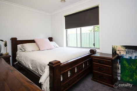Property photo of 2 Victoria Cross Parade Wodonga VIC 3690