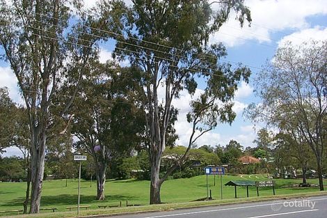 929 Oxley Rd, Oxley, QLD 4075