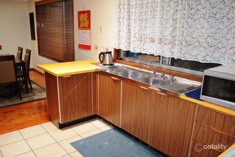 Property photo of 42 Melbourne Road St Johns Park NSW 2176