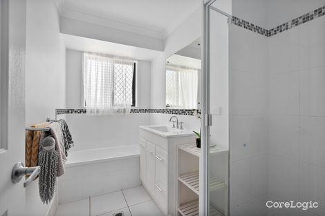 Property photo of 6 Highland Court Emerald QLD 4720
