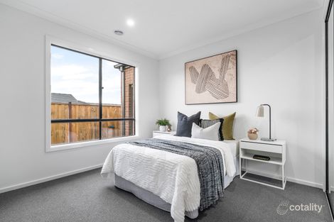 Property photo of 37 Retreat Crescent Sunbury VIC 3429