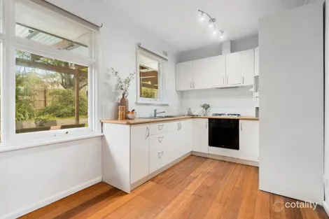 Property photo of 10 Tasman Avenue Nunawading VIC 3131