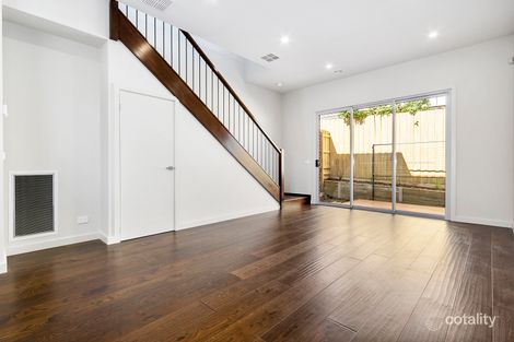 Property photo of 2/72 Medway Street Box Hill North VIC 3129