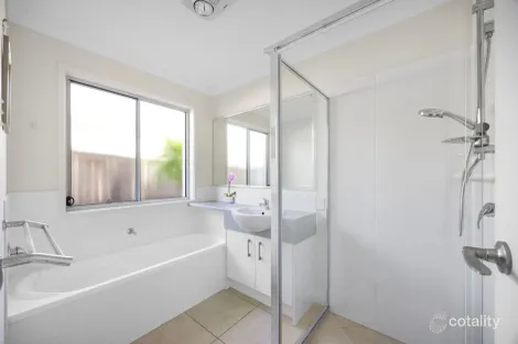 Property photo of 42 Brampton Way Meridan Plains QLD 4551