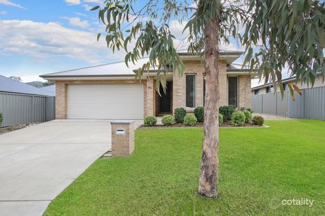 42 Songlark Cres, Thurgoona, NSW 2640
