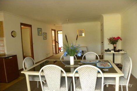 Property photo of 11/2 Cadonia Road Tuggerawong NSW 2259