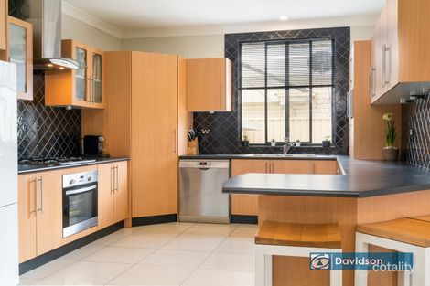 Property photo of 20 Amalfi Street Lurnea NSW 2170