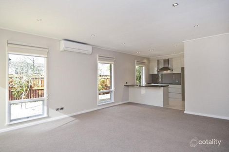 Property photo of 1/251 Noble Street Newtown VIC 3220