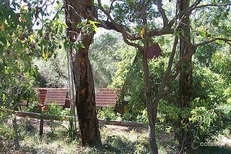 32 Bird Rd, Kalamunda, WA 6076