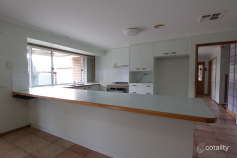 Property photo of 5 Stromlo Place Jerrabomberra NSW 2619