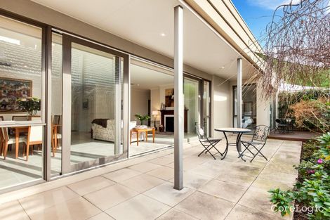 Property photo of 2/22 Graham Place Box Hill VIC 3128