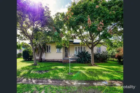 11 Weale St, Pittsworth, QLD 4356